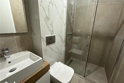 Apartament cu 3 camere decomandat în Tractorul - 2