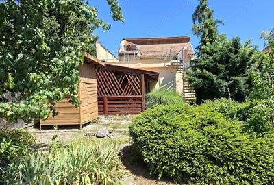 Casă cu 6 camere cu Teren 1000 Mp în 14 Mai - 1