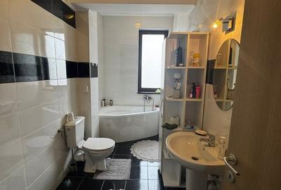 Apartament decomandat în Olteniței