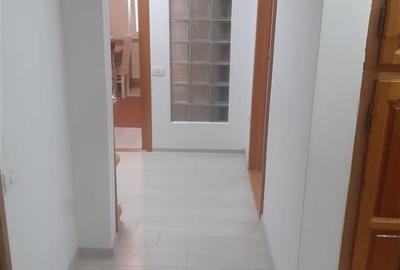 Apartament cu 3 camere decomandat în Independenței - 8