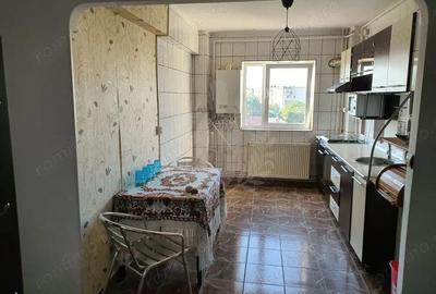 Apartament cu 3 camere decomandat în Cantacuzino - 4