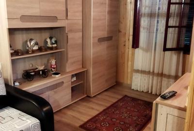 Casă cu 3 camere în Cărbunari - 2