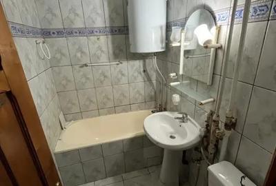 Apartament cu 3 camere semidecomandat în Central - 5