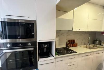 Apartament 3 camere, 80 mp, etaj 3 ,Radauti - 2