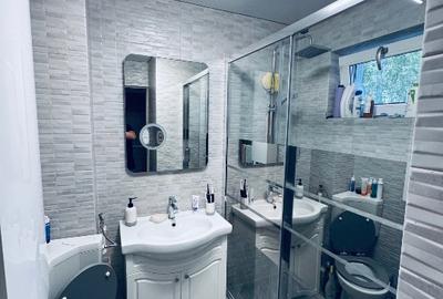 Apartament cu 3 camere decomandat, mobilat în Tomis Nord - 12