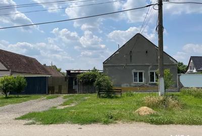 Casa de vanzare