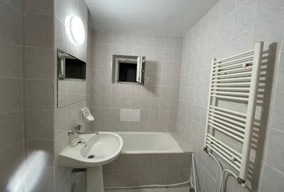 Apartament 3 camere la strada Calea Nationala la parter - 6