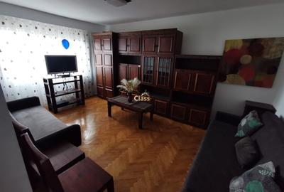 Apartament cu 3 camere decomandat, mobilat în Zorilor