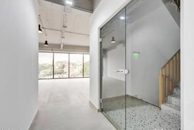 Spațiu comercial, de 100 mp, în Ștefan cel Mare - 13