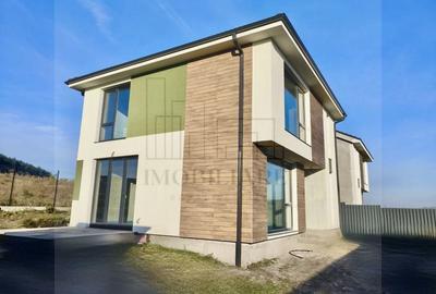 Casă cu 400 mp teren în Chinteni - ideală pentru familie, construcție 2025 - 2