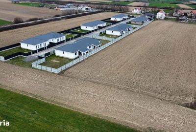 Casă cu 4 camere cu Teren 465 Mp în Central