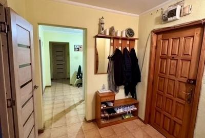 PODU ROS - SENS GIRATORIU - 3 CAMERE DECOMANDAT - ETAJ INTERMEDIAR - 7