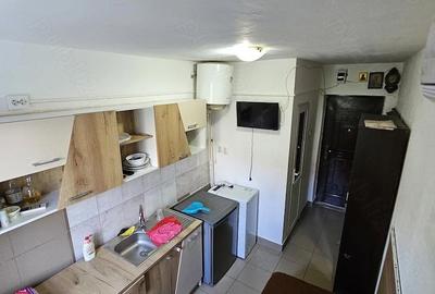 Garsonieră nedecomandată în Central - 1