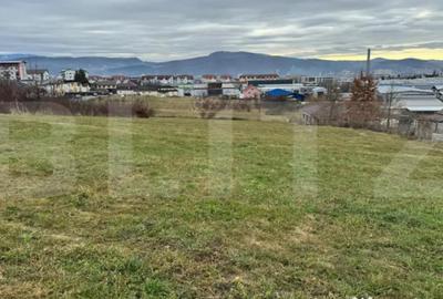 Teren de 4600 mp, în Central - 2