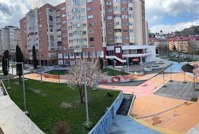 Apartament cu 3 camere decomandat în Răcădău - 2