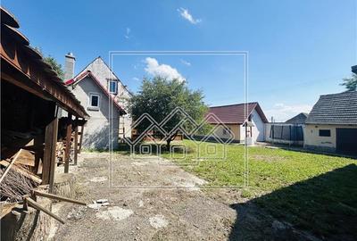 Casa in Sibiu - Vurpar - 2 constructii in curte - Gradina mare - 16