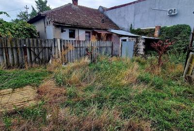 Casă cu 3 camere cu Canalizare în Central - 5