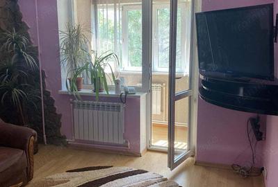 Garsonieră în Apărătorii Patriei