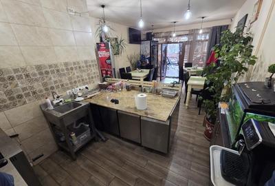 Spațiu comercial, de 60 mp, în Spitalului - 3