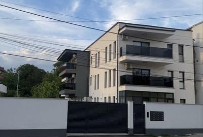 Apartament cu 2 camere decomandat în Exterior Vest