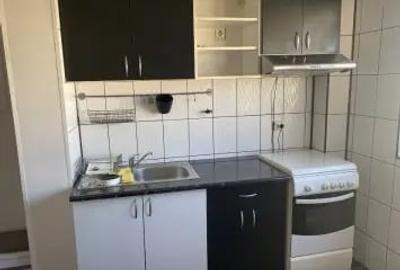 Garsonieră decomandată în Berceni - 2