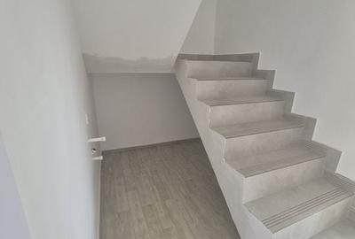 Vila cu 4 camere+pod locuibil,finisaje la alegere,disponibila mutare Vila cu 4 camere+pod locuibil,finisaje la alegere,disponibila mutare - 10