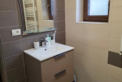 Proprietar vand casa individuala cu 4 camere si teren de 820 mp - Dumbravita - 6