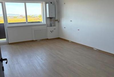 Garsonieră decomandată în Sânpetru - 2