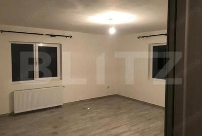 Casă cu 9 camere cu Teren 1000 Mp în Central - 11