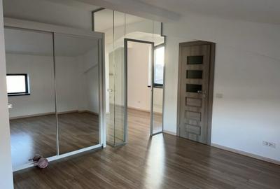 Casă cu 5 camere cu Teren 200 Mp în Theodor Pallady - 4