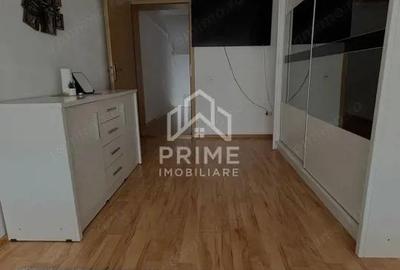 Apartament cu 3 camere decomandat în Cetate - 4