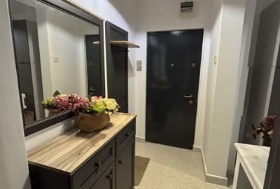 Apartament cu 3 camere, mobilat în Sub Arini - 2