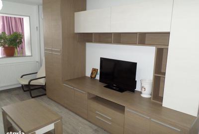 Apartament cu 3 camere decomandat în 9 Mai - 3