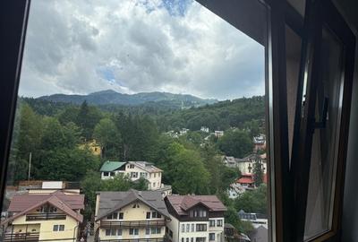 Apartament 3 camere, renovat, ultracentral, Sinaia – vedere panoramică!