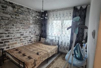 Apartament cu 4 camere decomandat în Central - 1