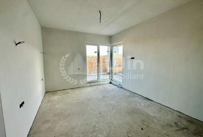 Duplex cu 10 camere cu Canalizare în Borhanci - 6