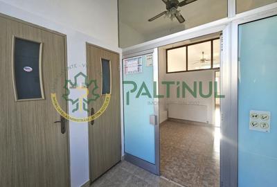 Spațiu comercial, de 32 mp, în Central - 2