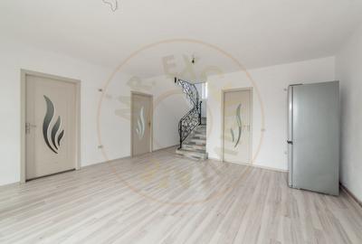 Casă individuală cu 5 camere cu Garaj în Călinești - 3