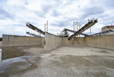 Teren de 166000 mp, în Santăul Mic - 6