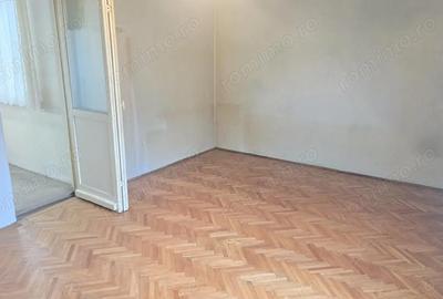 Apartament cu 2 camere decomandat în Gojdu - 11