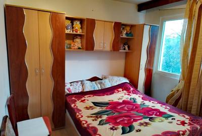 Apartament cu 4 camere semidecomandat în Berceni - 3