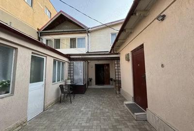 De Vanzare Casa Spatioasa Apollo ,375mp suprafata totala - 6