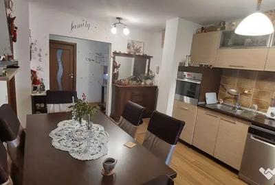 Apartament cu 4 camere decomandat, mobilat în 1 Mai - 2