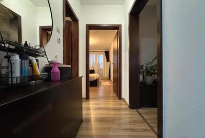 Bloc Izolat.Vedere 2 parti.Priveliste superba.Centrala proprie - 12