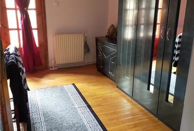Casă cu 4 camere cu Teren 119 Mp în Hunedoara - 2