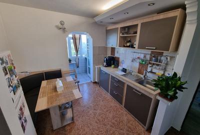 Apartament cu 2 camere semidecomandat, mobilat în Palas - 4