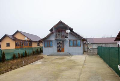 Casa cu 3 camere de vanzare - 9