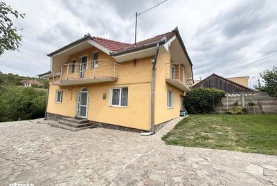 Casă cu 4 camere cu Teren 468 Mp în Podgoria - 20