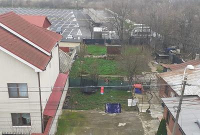 Apartament cu 2 camere decomandat în Km 5 - 2