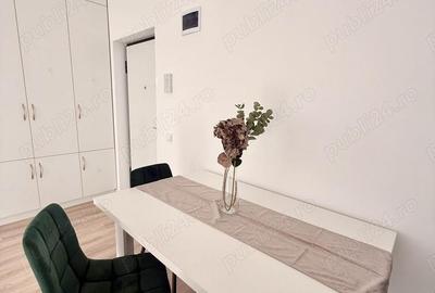Apartament cu 3 camere decomandat în Florești - 2